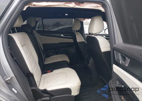 2024 Volkswagen Atlas Cross Sport 2.0T Sel Premium R-Line from USA, damaged, VIN 1V2FE2CA2RC213036